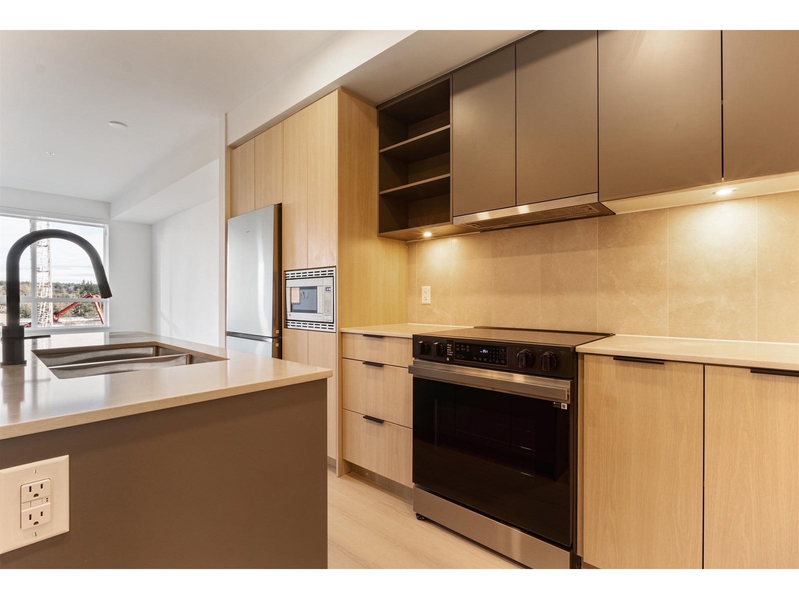 412 13439 94a Avenue, Surrey, British Columbia  V3V 0G9 - Photo 8 - R2977740