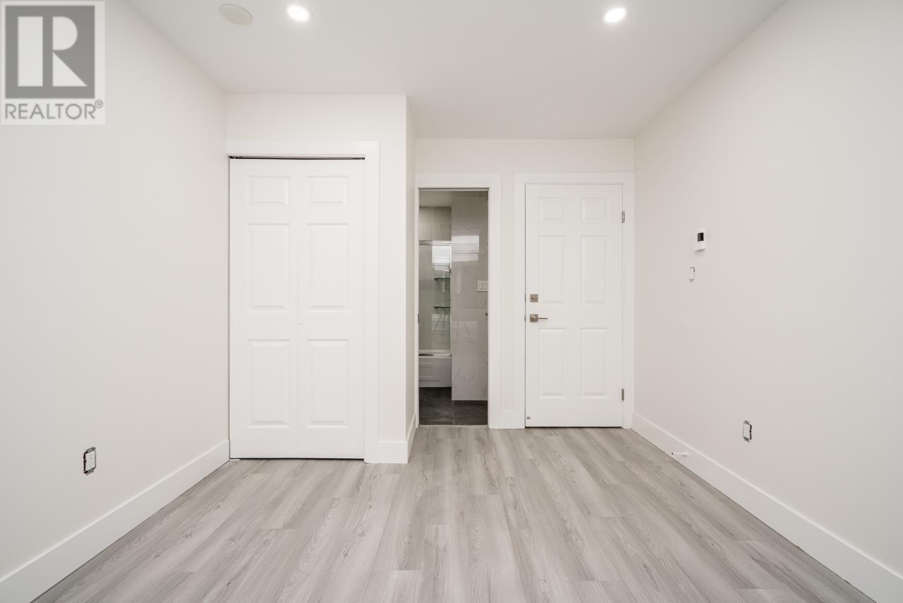 306 5663 Inman Avenue, Burnaby, British Columbia  V5H 2M2 - Photo 25 - R2977734