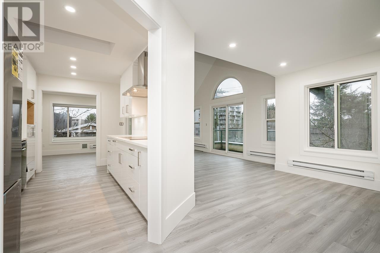 306 5663 Inman Avenue, Burnaby, British Columbia  V5H 2M2 - Photo 5 - R2977734