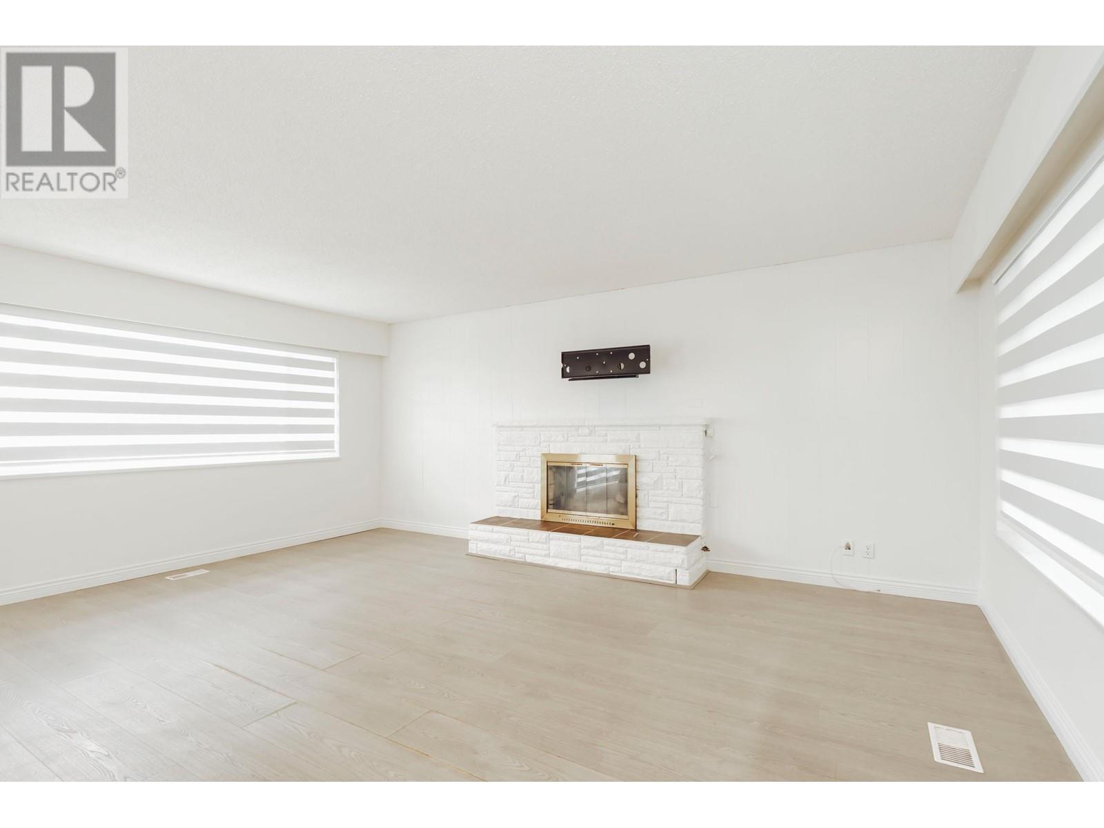 85 Warrick Street, Coquitlam, British Columbia  V3K 5L3 - Photo 4 - R2977700
