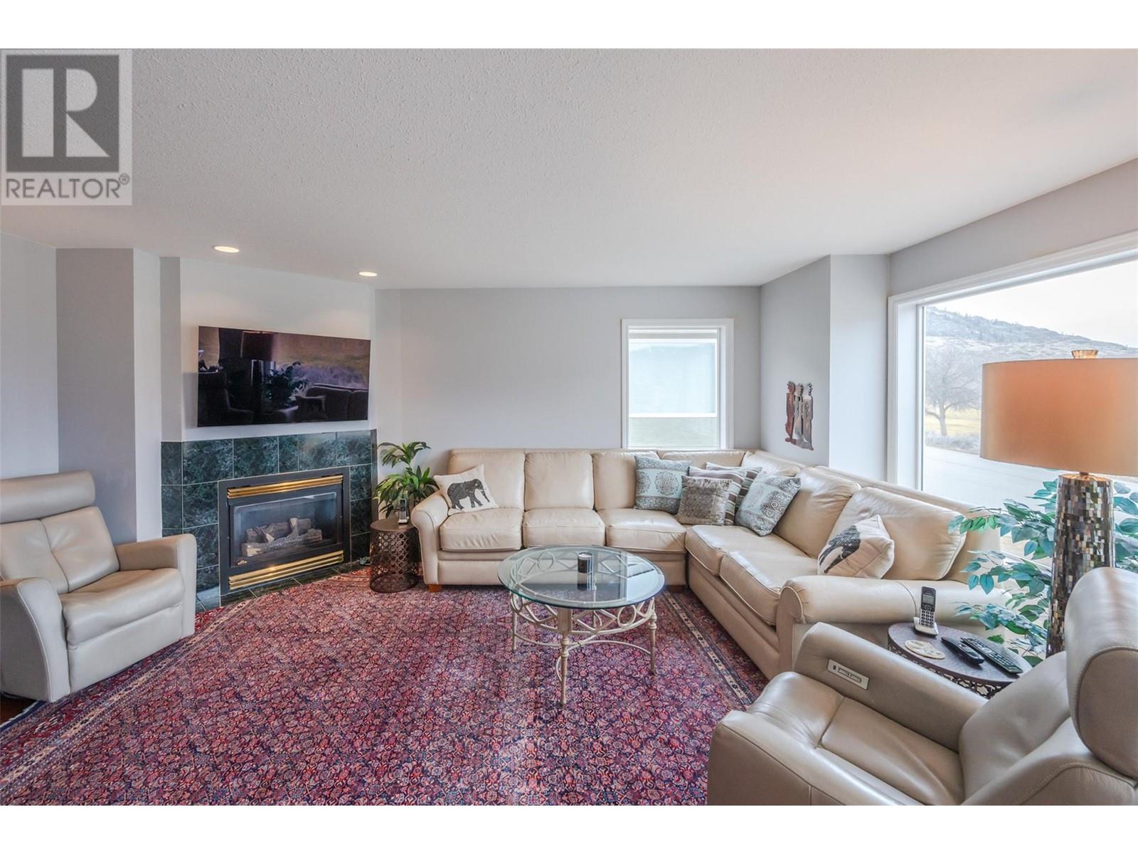 Property at 11702 GOLF COURSE Drive image 4