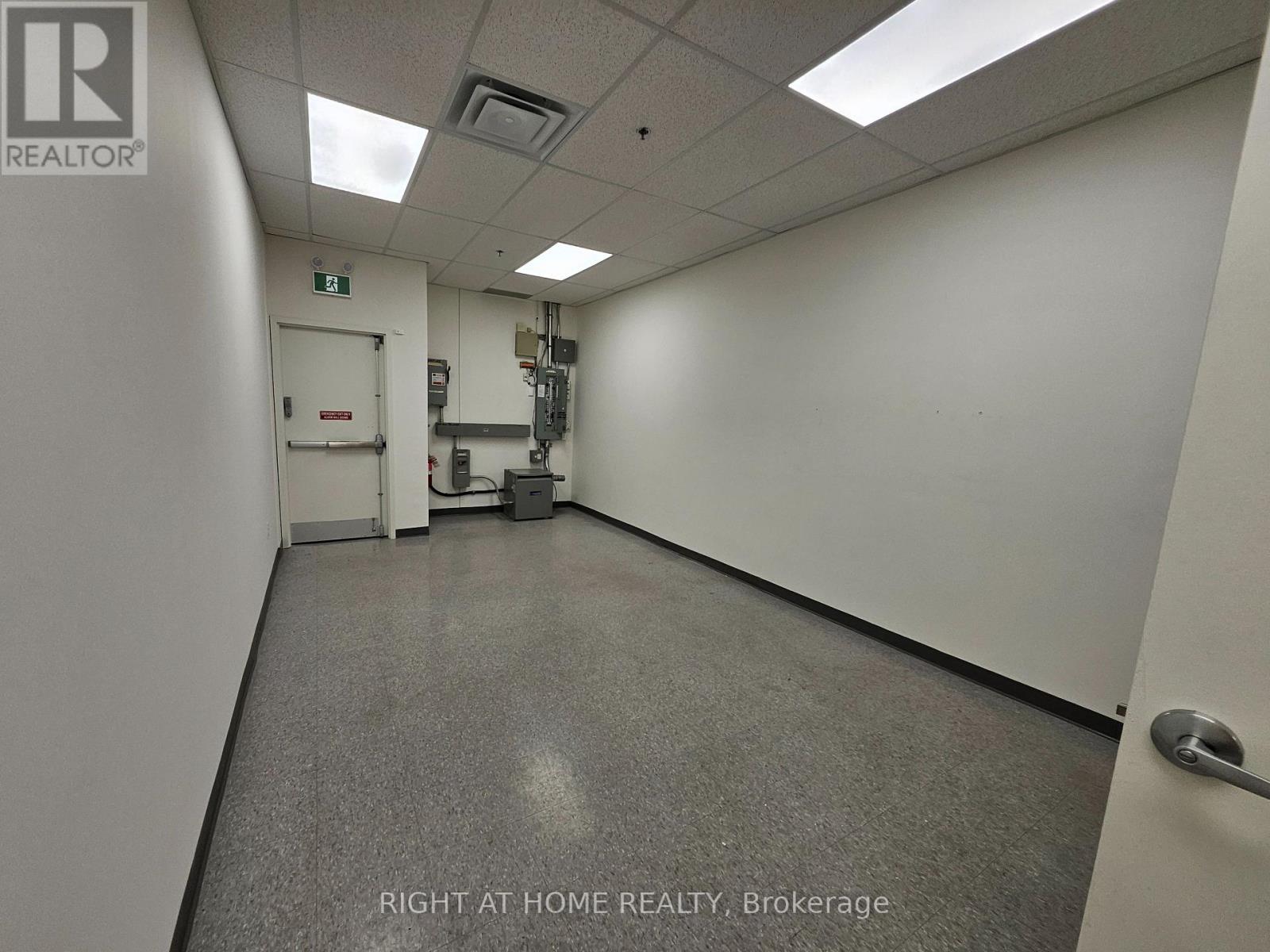 A005 - 5095 Yonge Street, Toronto, Ontario  M2N 6Z4 - Photo 6 - C12018354