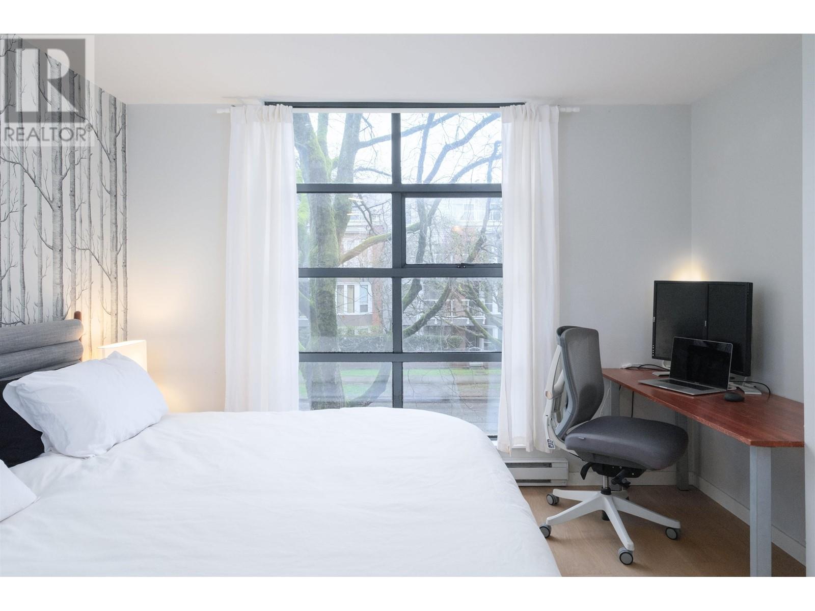 Listing Picture 12 of 20 : 2287 W 12TH AVENUE, Vancouver / 溫哥華 - 魯藝地產 Yvonne Lu Group - MLS Medallion Club Member