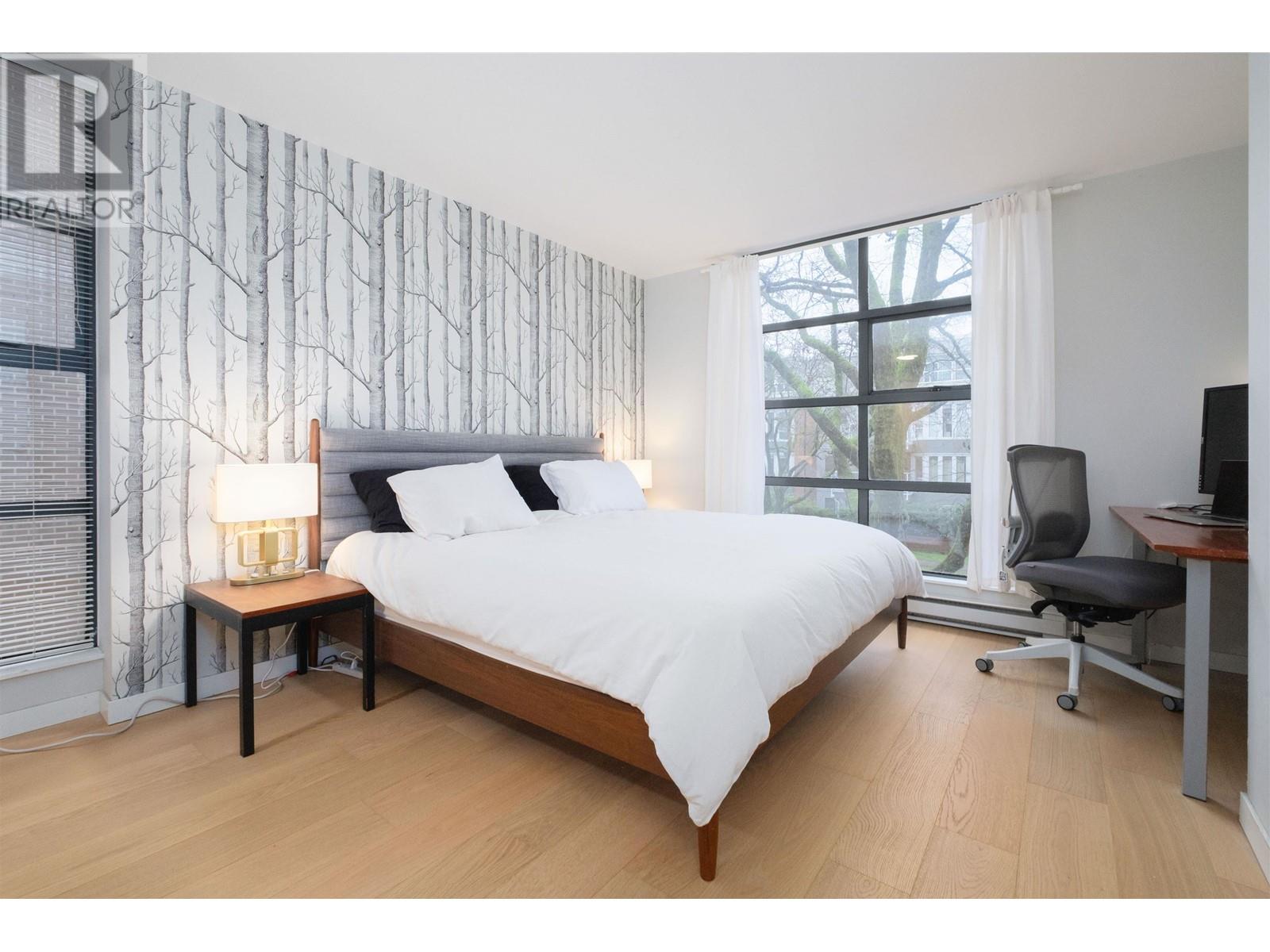 Listing Picture 11 of 20 : 2287 W 12TH AVENUE, Vancouver / 溫哥華 - 魯藝地產 Yvonne Lu Group - MLS Medallion Club Member