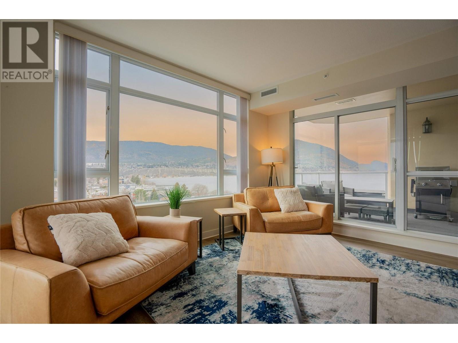 Property at 160 Lakeshore Drive W Unit# 1006 image 2