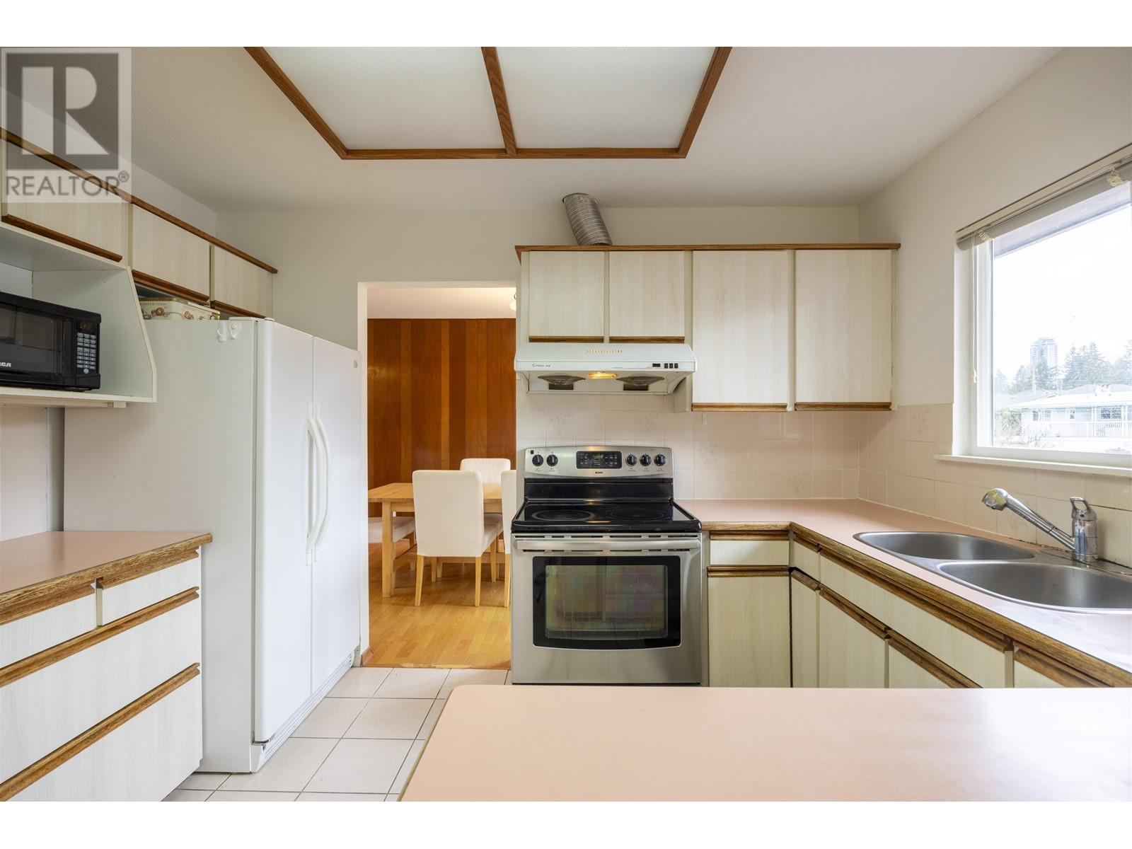 2429 Chilcott Avenue, Port Coquitlam, British Columbia  V3B 1Y4 - Photo 9 - R2977713