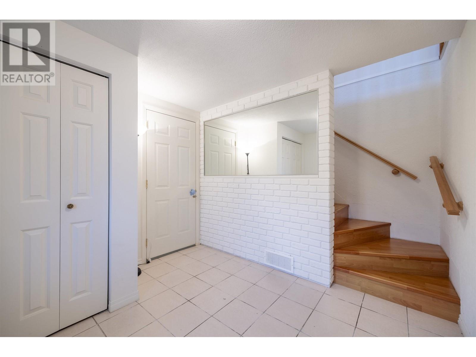 Property at 2429 CHILCOTT AVENUE image 3