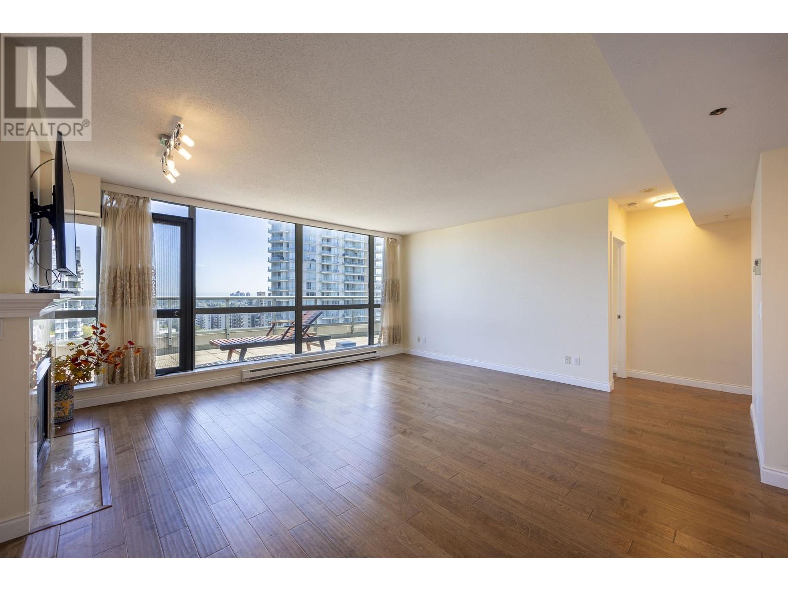 1702 4788 Hazel Street, Burnaby, British Columbia  V5H 4V9 - Photo 5 - R2977704