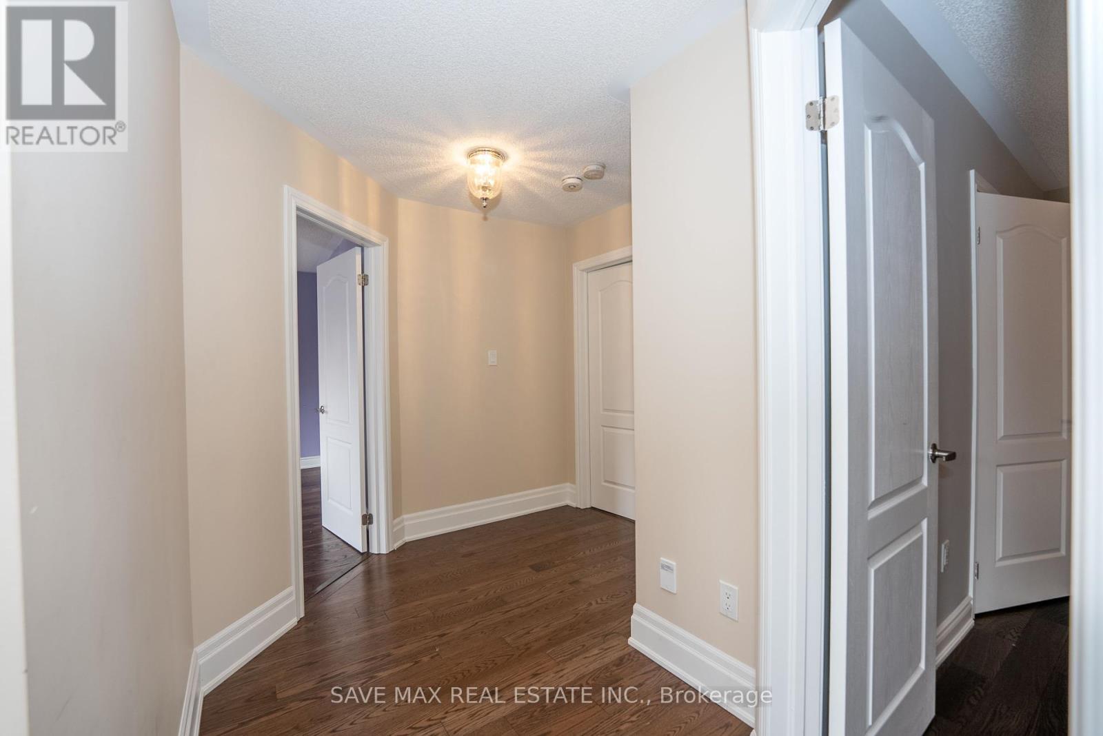 36 Roulette Crescent, Brampton, Ontario  L7A 4R6 - Photo 19 - W12018333