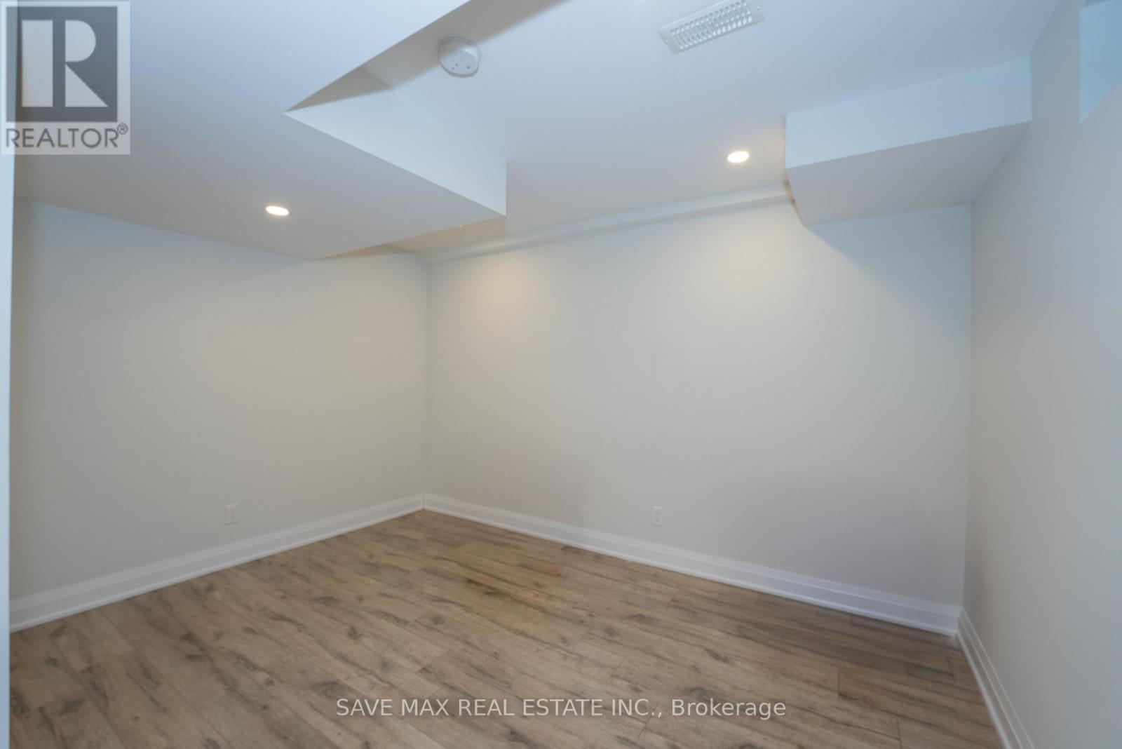 36 Roulette Crescent, Brampton, Ontario  L7A 4R6 - Photo 43 - W12018333