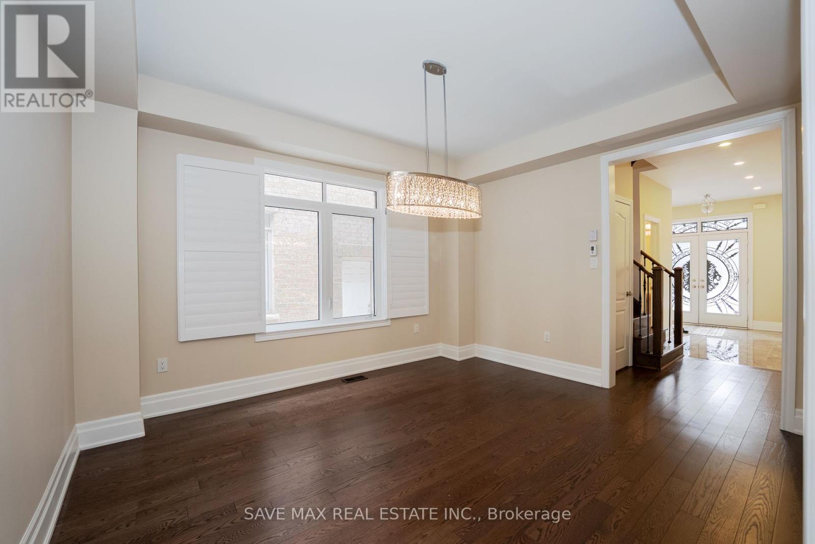 36 Roulette Crescent, Brampton, Ontario  L7A 4R6 - Photo 9 - W12018333