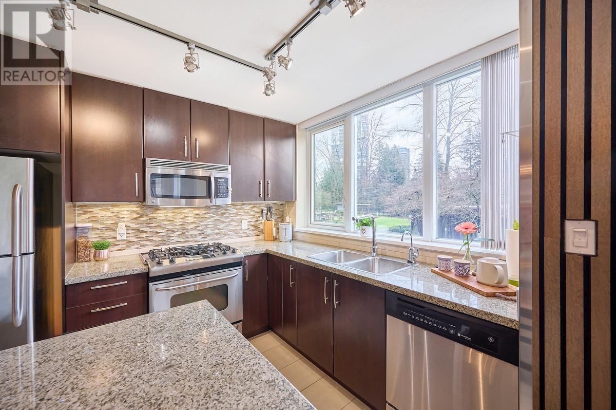 301 651 Nootka Way, Port Moody, British Columbia  V3H 0A1 - Photo 7 - R2976549