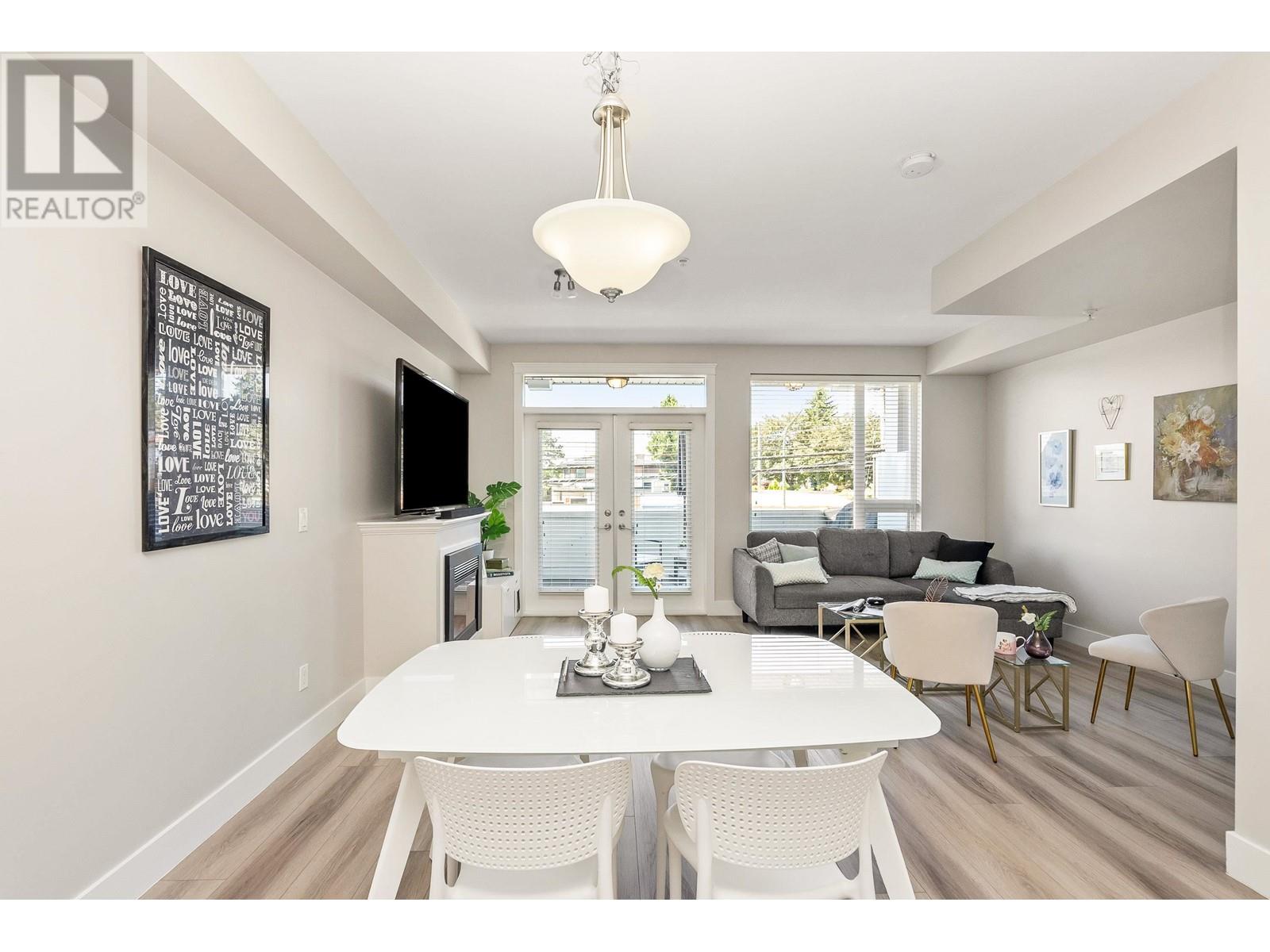 Listing Picture 6 of 38 : 211 7908 GRAHAM AVENUE, Burnaby / 本拿比 - 魯藝地產 Yvonne Lu Group - MLS Medallion Club Member