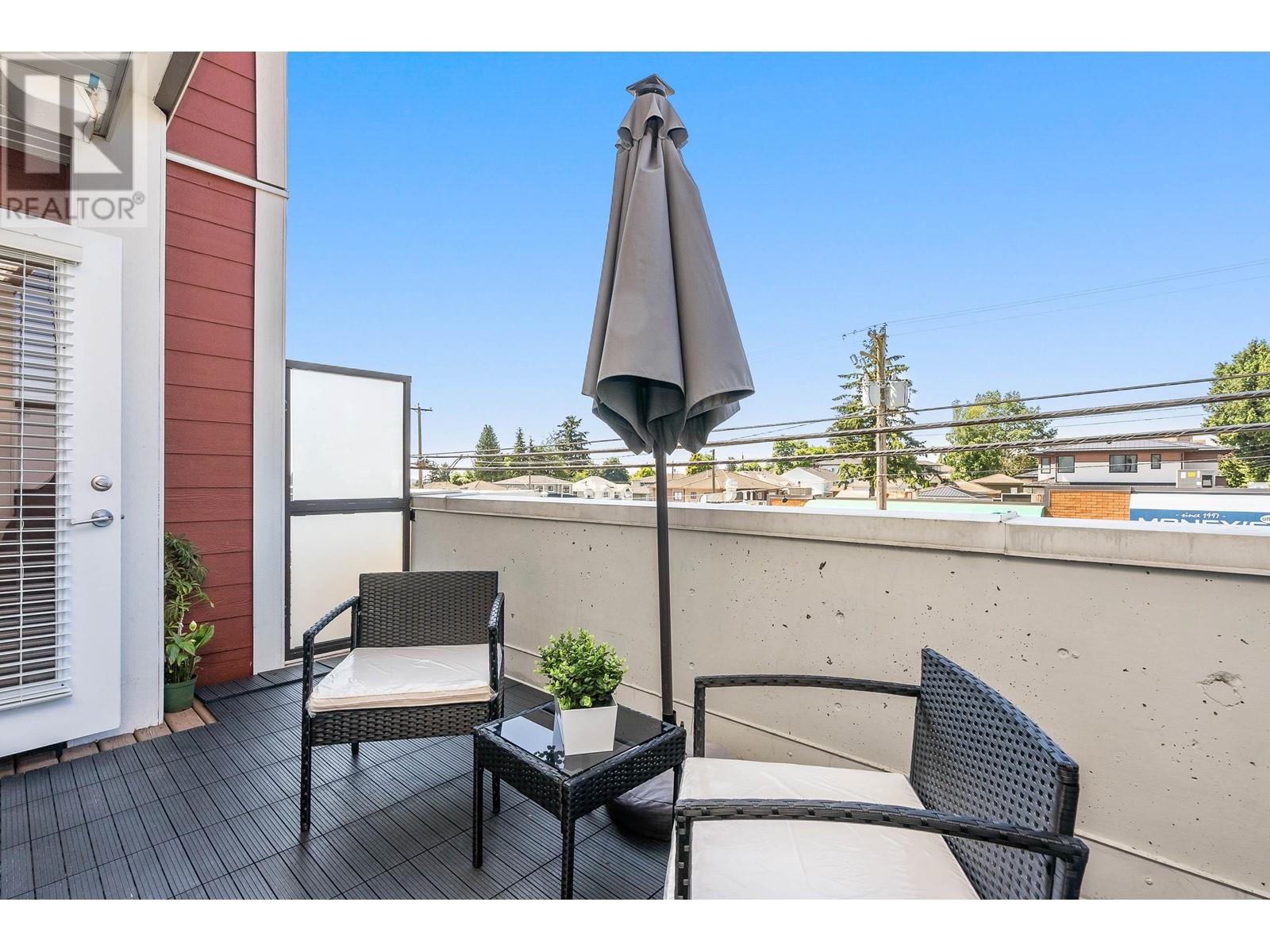 Listing Picture 14 of 38 : 211 7908 GRAHAM AVENUE, Burnaby / 本拿比 - 魯藝地產 Yvonne Lu Group - MLS Medallion Club Member