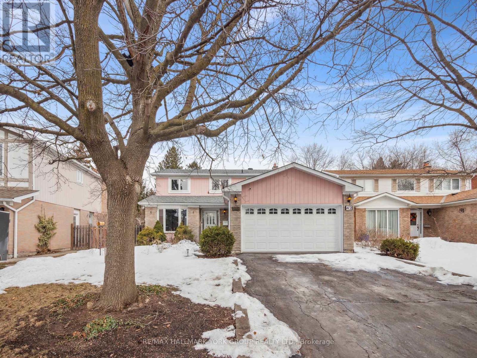 Property at 42 DRUMERN CRESCENT image 1