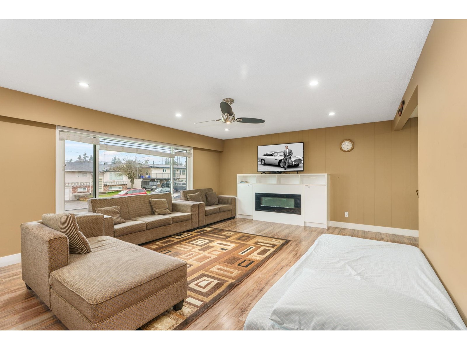 Property at 11444 87 AVENUE image 4