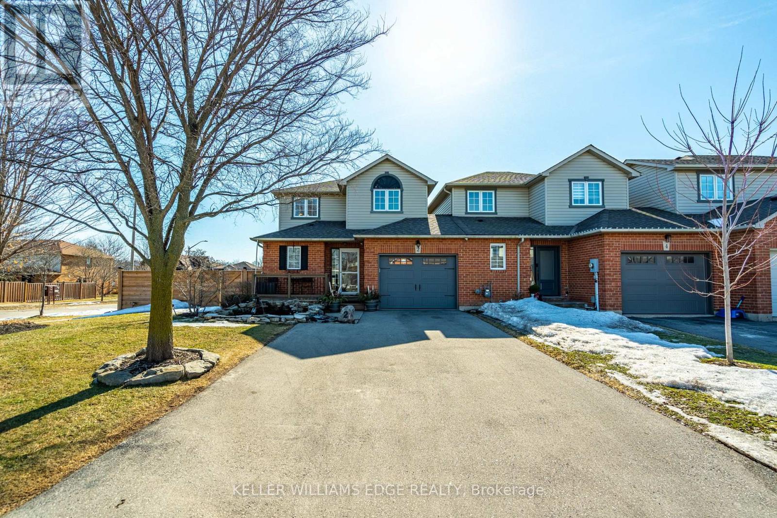 Property at 2 BRONTE COURT image 2