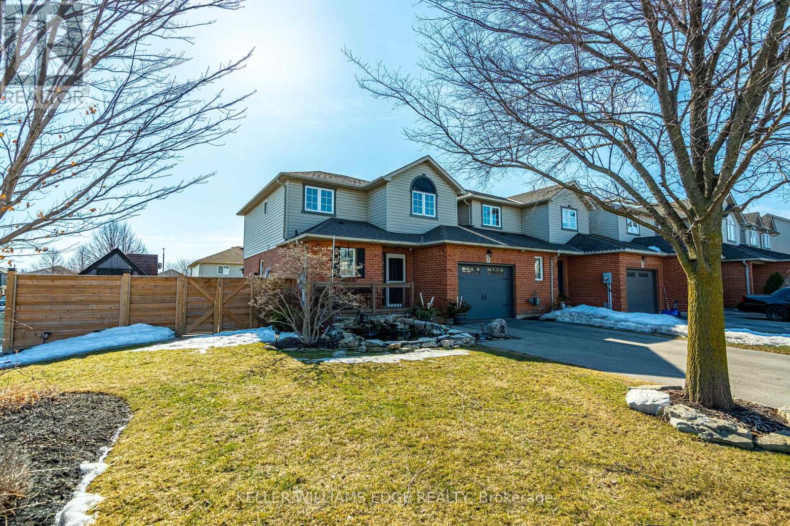 Property at 2 BRONTE COURT image 4