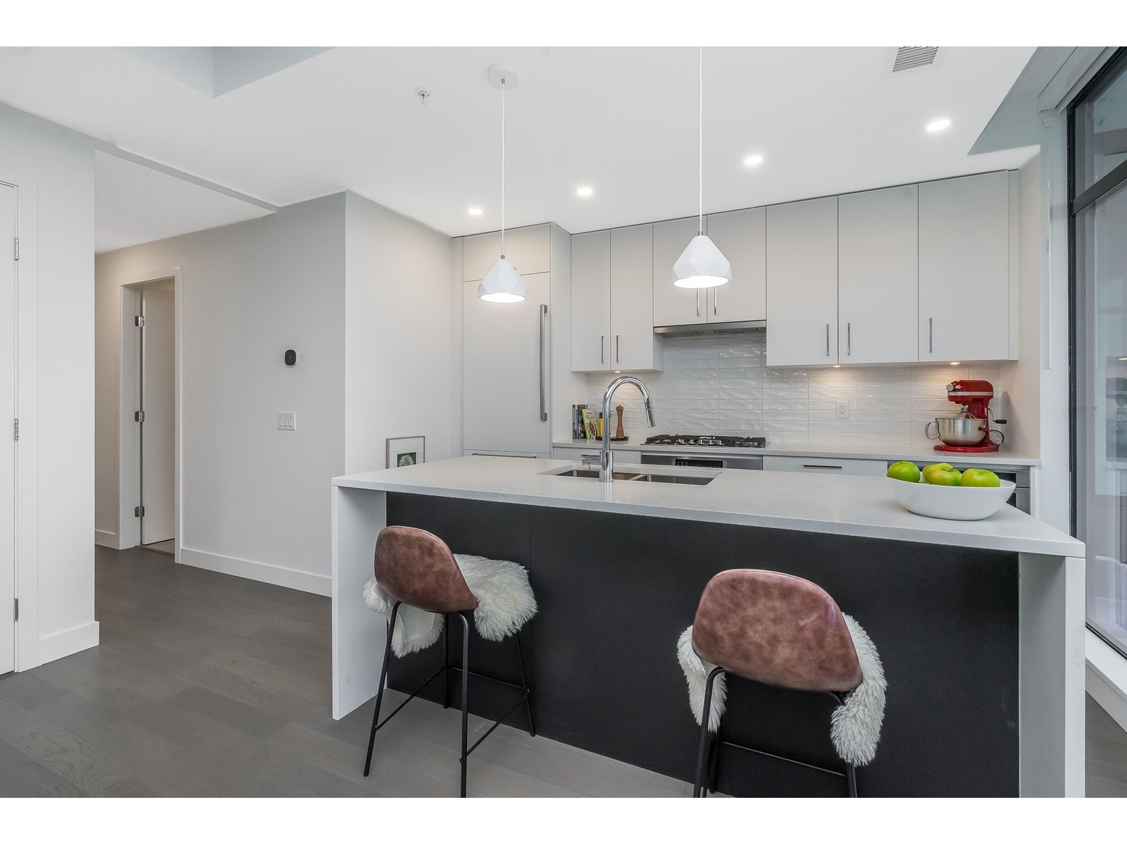 1402 1588 Johnston Road, White Rock, British Columbia  V4B 0C5 - Photo 6 - R2977781