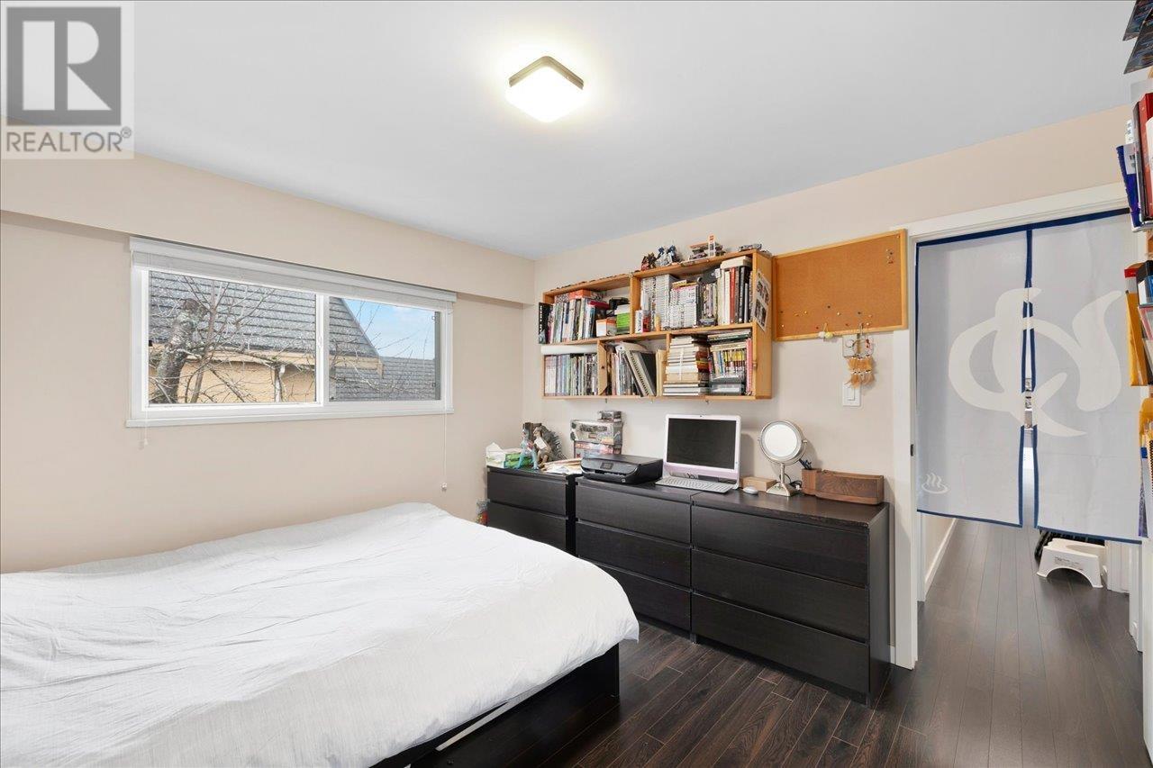 Listing Picture 15 of 37 : 7951 FROBISHER DRIVE, Richmond / 烈治文 - 魯藝地產 Yvonne Lu Group - MLS Medallion Club Member