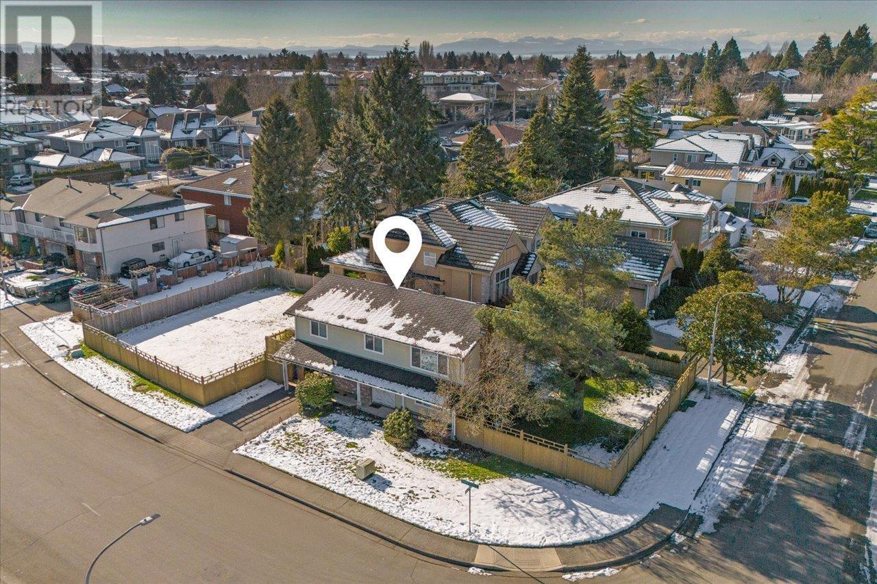 Listing Picture 25 of 37 : 7951 FROBISHER DRIVE, Richmond / 烈治文 - 魯藝地產 Yvonne Lu Group - MLS Medallion Club Member