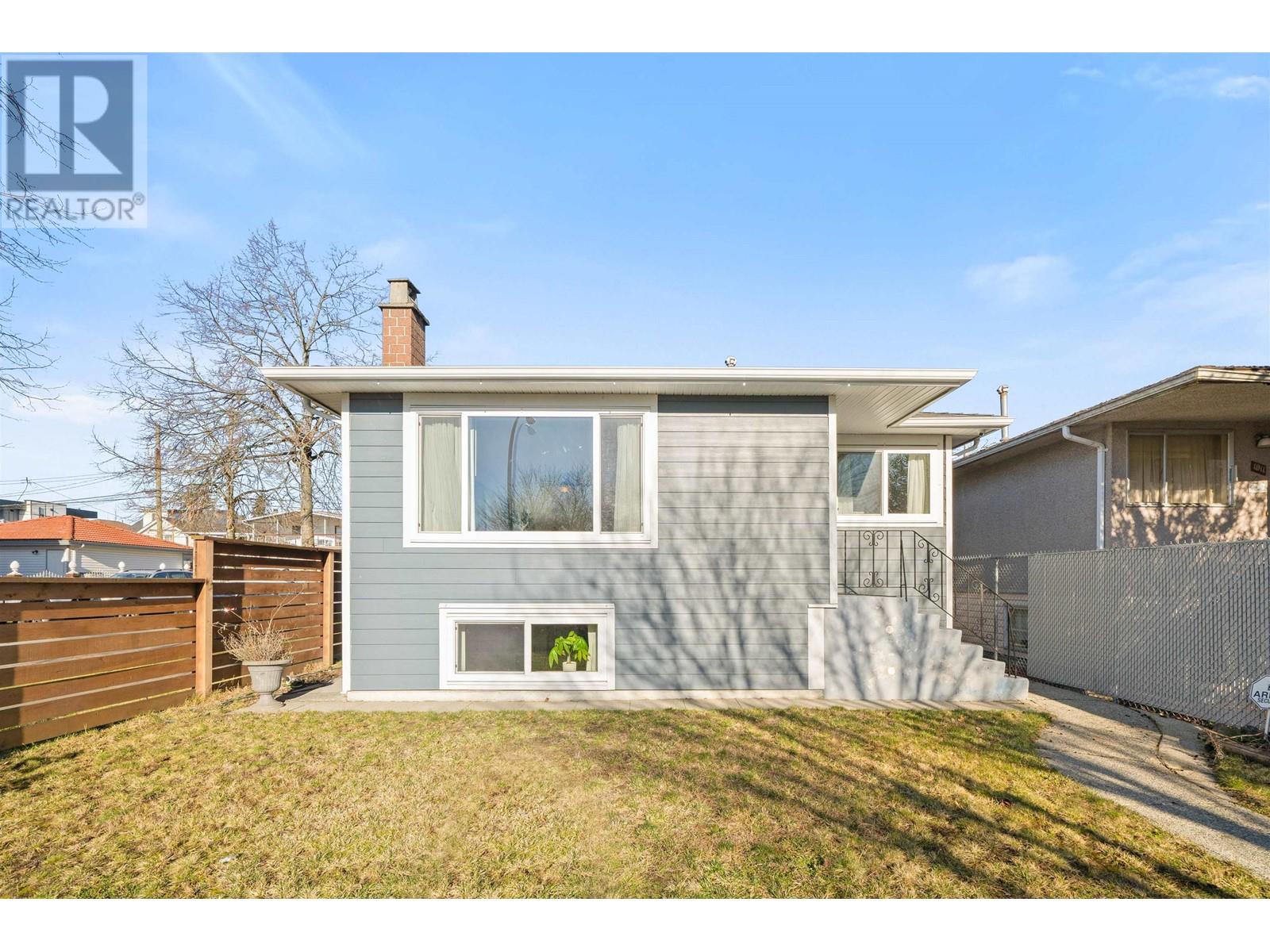 Listing Picture 4 of 4 : 1005 E 58TH AVENUE, Vancouver / 溫哥華 - 魯藝地產 Yvonne Lu Group - MLS Medallion Club Member