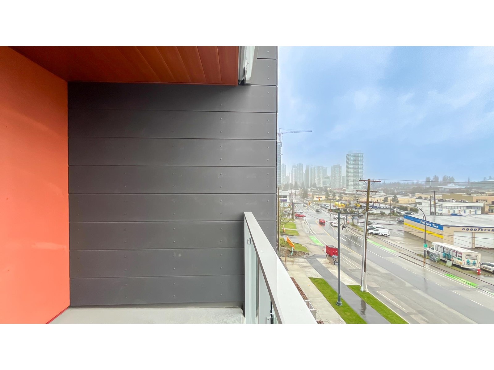 407 10428 Whalley Boulevard, Surrey, British Columbia  V3T 1W6 - Photo 17 - R2977573