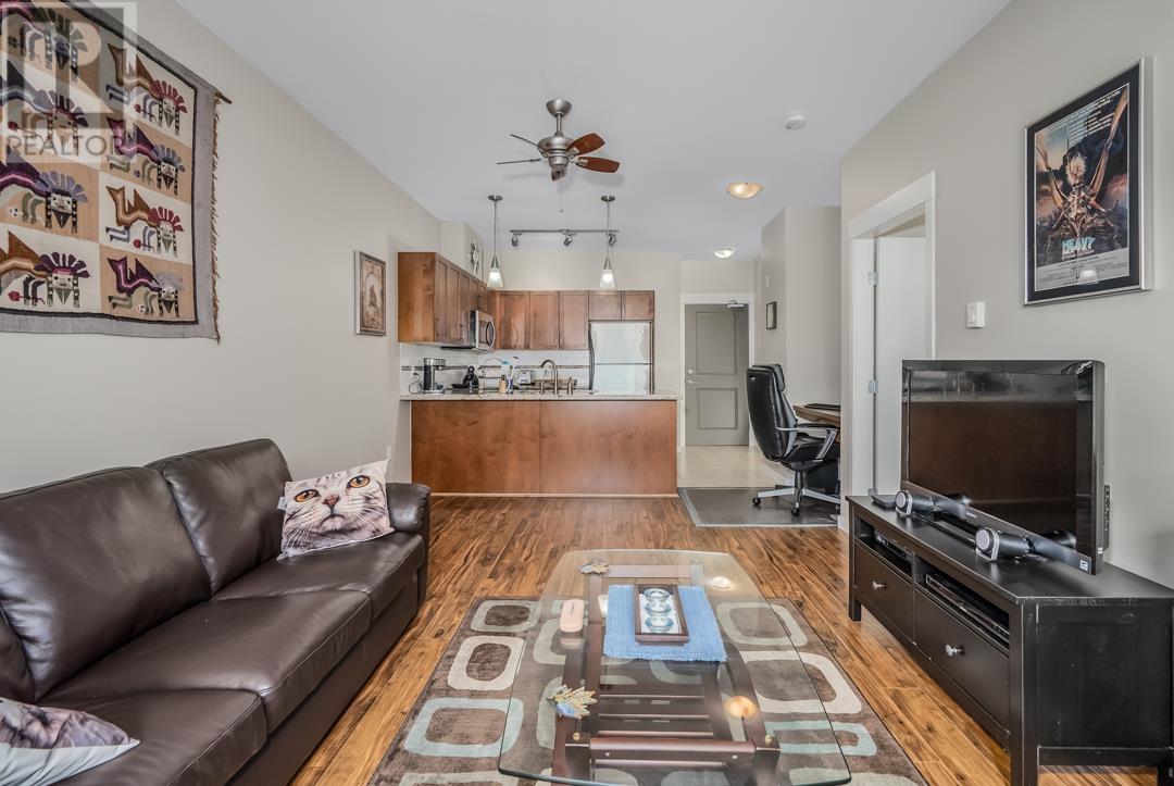 315 11950 Harris Road, Pitt Meadows, British Columbia  V3Y 0B7 - Photo 6 - R2977546