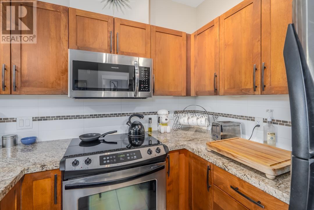 315 11950 Harris Road, Pitt Meadows, British Columbia  V3Y 0B7 - Photo 10 - R2977546