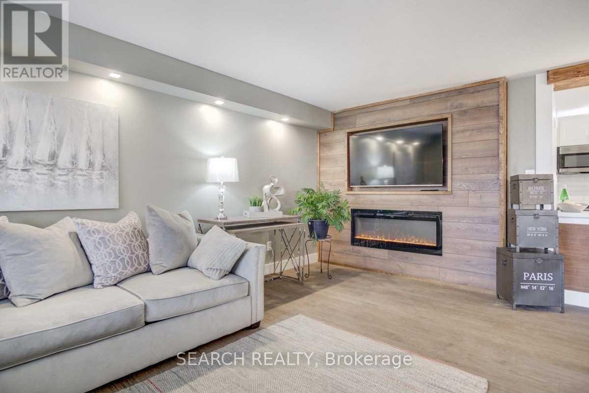 Property at 206 - 1320 MISSISSAUGA VALLEY BOULEVARD image 1