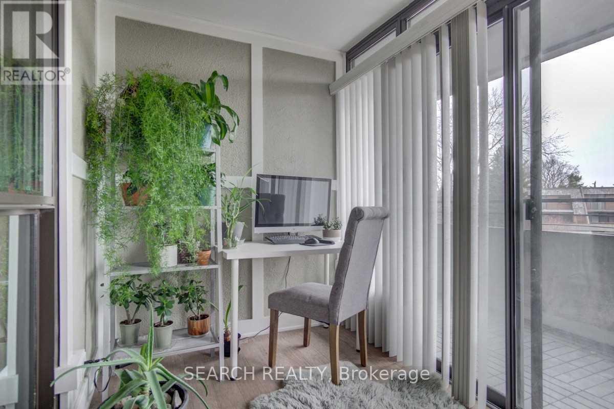 206 - 1320 Mississauga Valley Boulevard, Mississauga, Ontario  L5A 3S9 - Photo 10 - W12018430