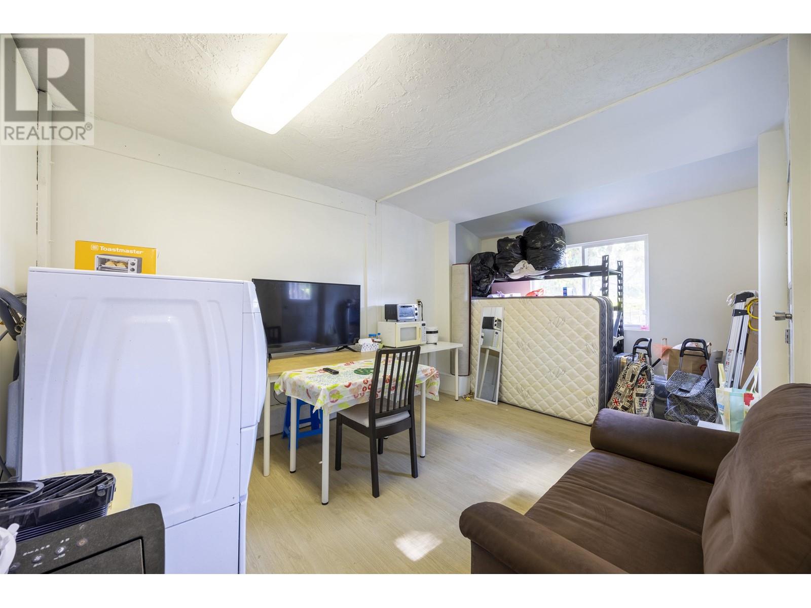2670 Tuohey Avenue, Port Coquitlam, British Columbia  V3B 2G1 - Photo 23 - R2977480