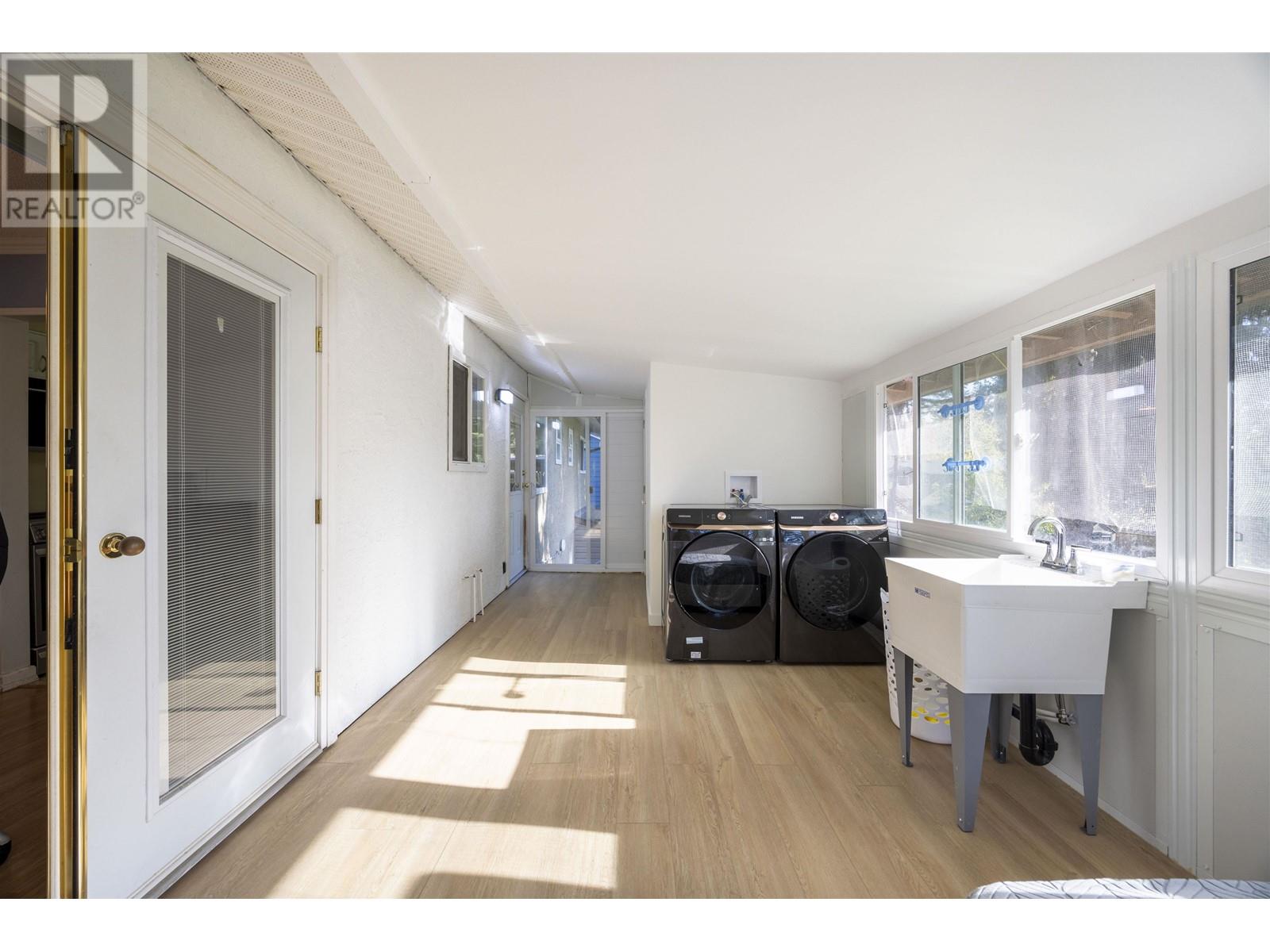 2670 Tuohey Avenue, Port Coquitlam, British Columbia  V3B 2G1 - Photo 16 - R2977480