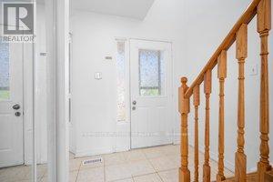 Property at 37 FRONTIER PATHWAY image 3