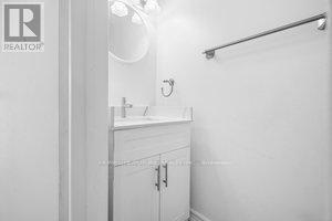 37 Frontier Pathway, Toronto, Ontario  M1B 4G6 - Photo 8 - E12018448