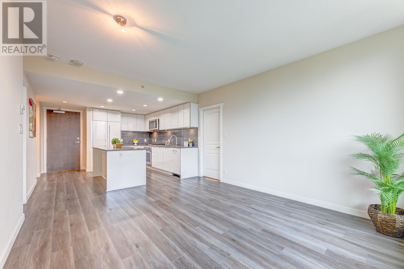 1605 3096 Windsor Gate, Coquitlam, British Columbia  V3B 0P4 - Photo 8 - R2977502