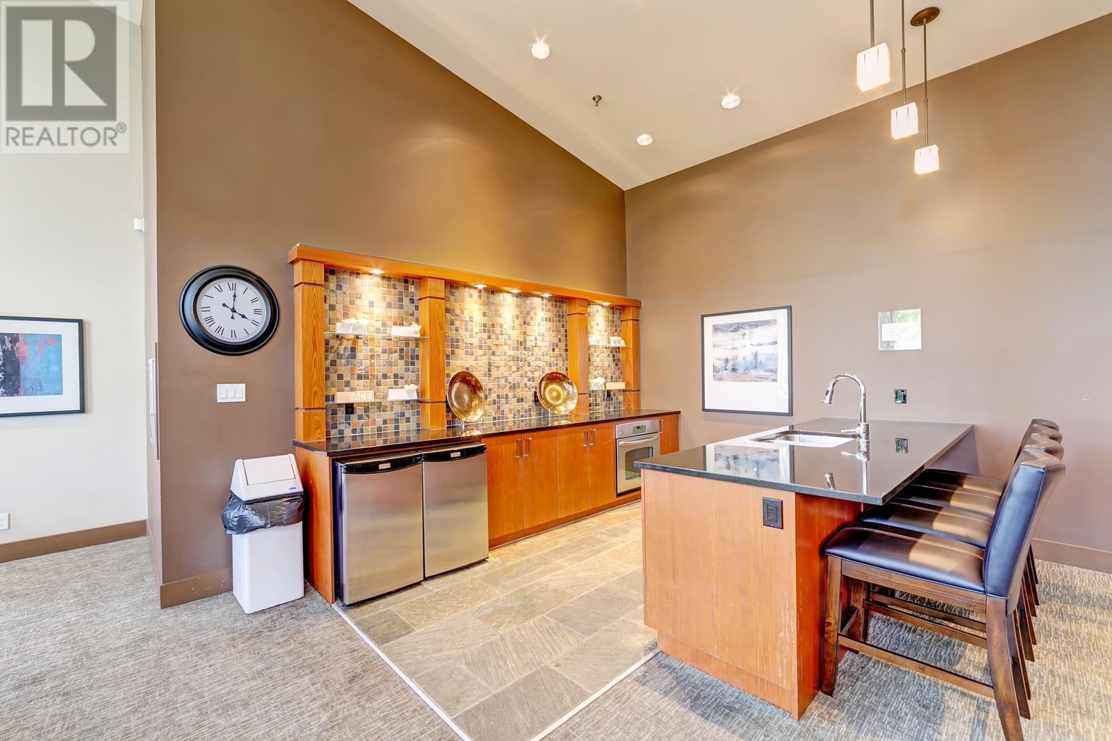 1605 3096 Windsor Gate, Coquitlam, British Columbia  V3B 0P4 - Photo 29 - R2977502