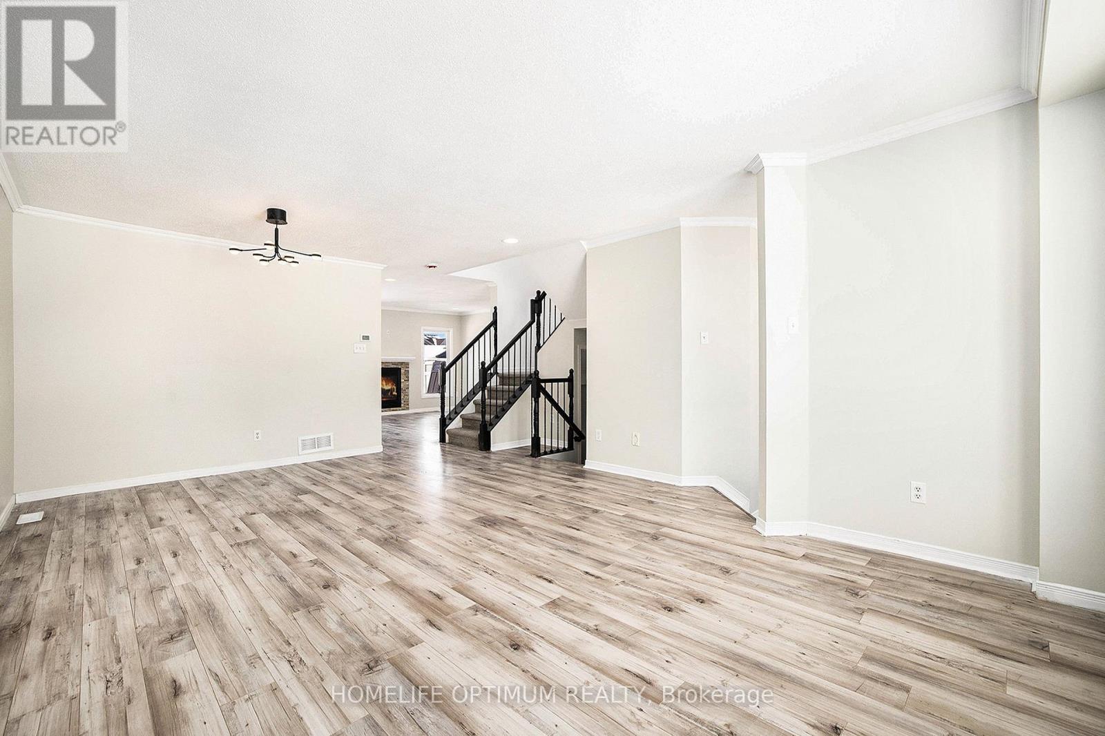 Property at 863 TARADALE DRIVE image 5