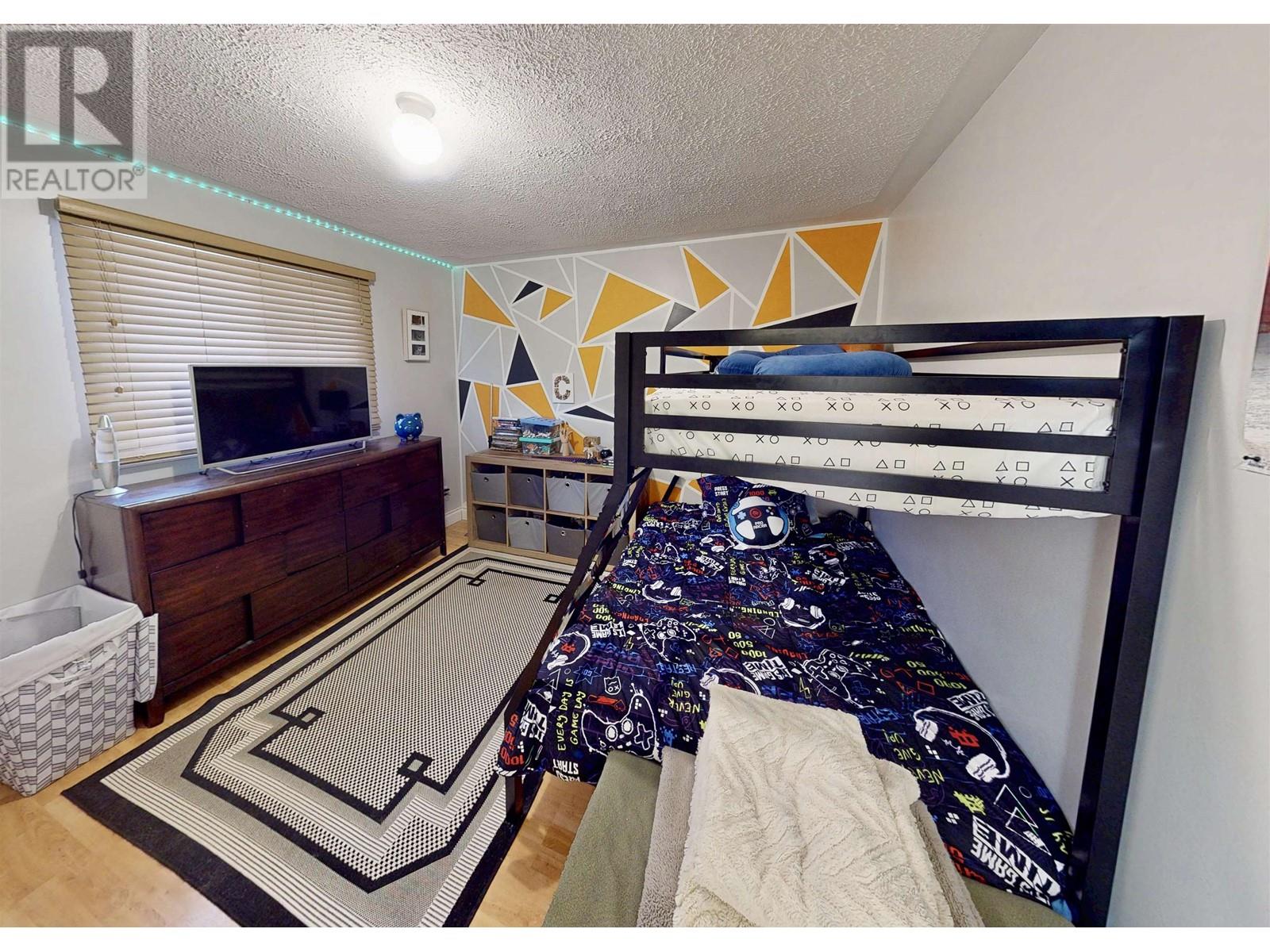 12954 Agnes Lane, Charlie Lake, British Columbia  V0C 1H0 - Photo 20 - R2975078