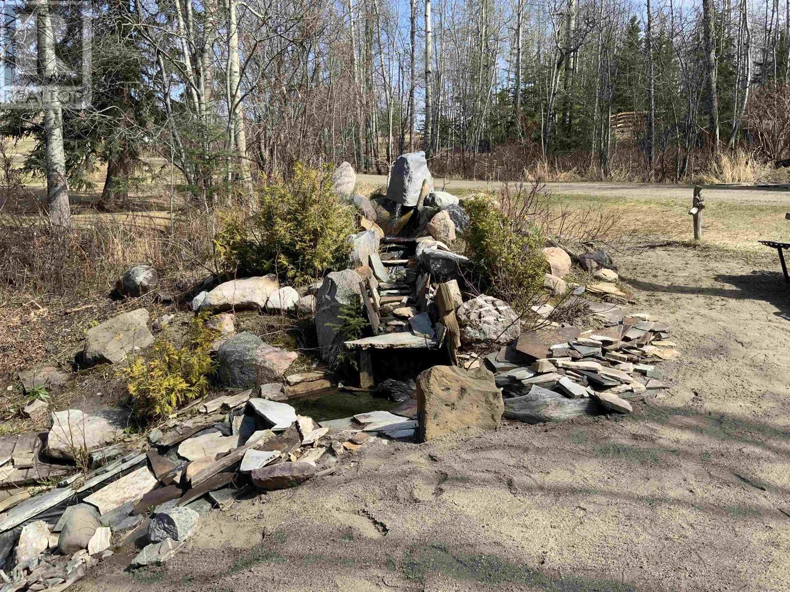 12954 Agnes Lane, Charlie Lake, British Columbia  V0C 1H0 - Photo 26 - R2975078