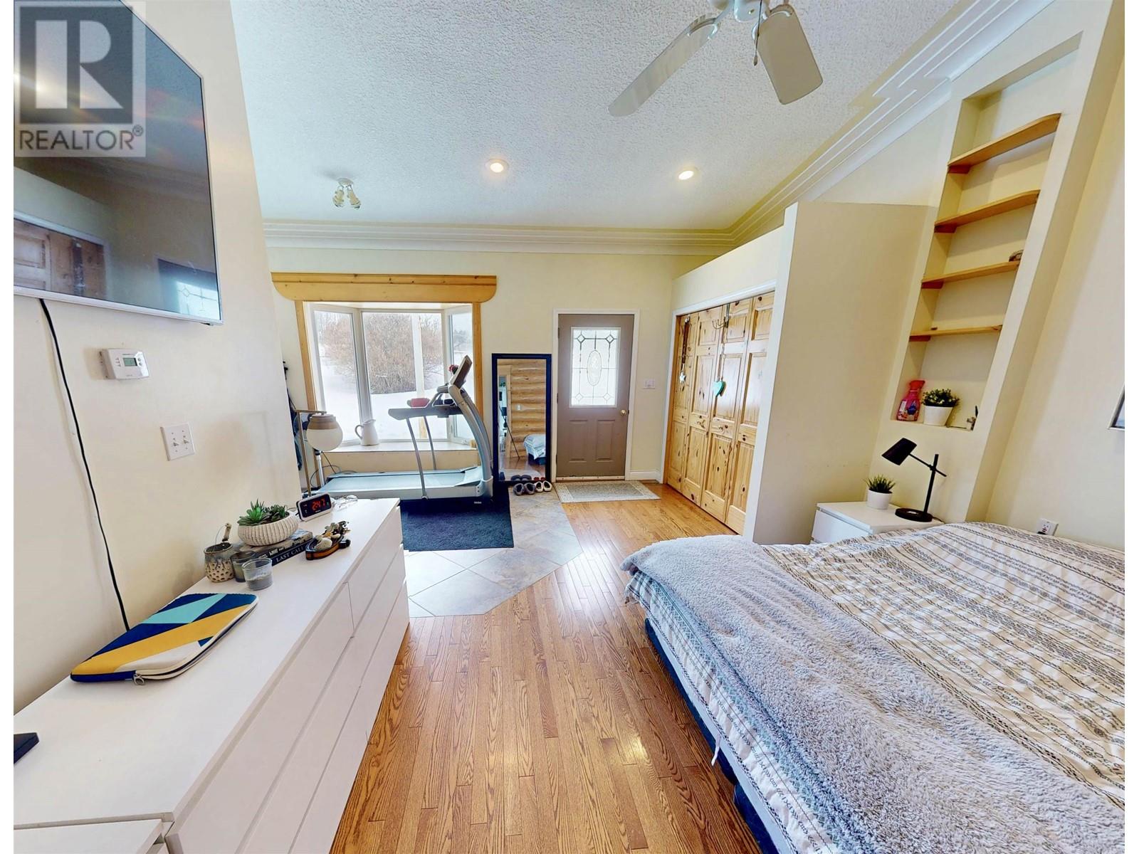 12954 Agnes Lane, Charlie Lake, British Columbia  V0C 1H0 - Photo 24 - R2975078