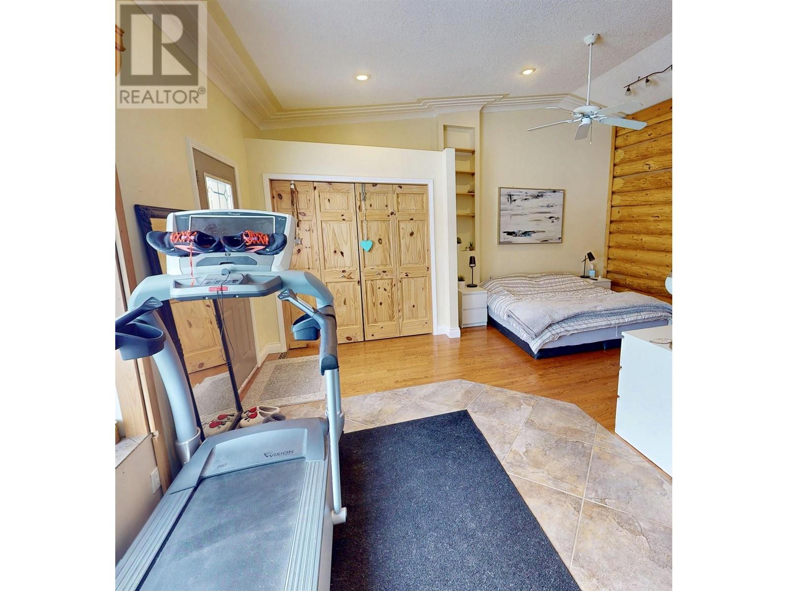 12954 Agnes Lane, Charlie Lake, British Columbia  V0C 1H0 - Photo 23 - R2975078
