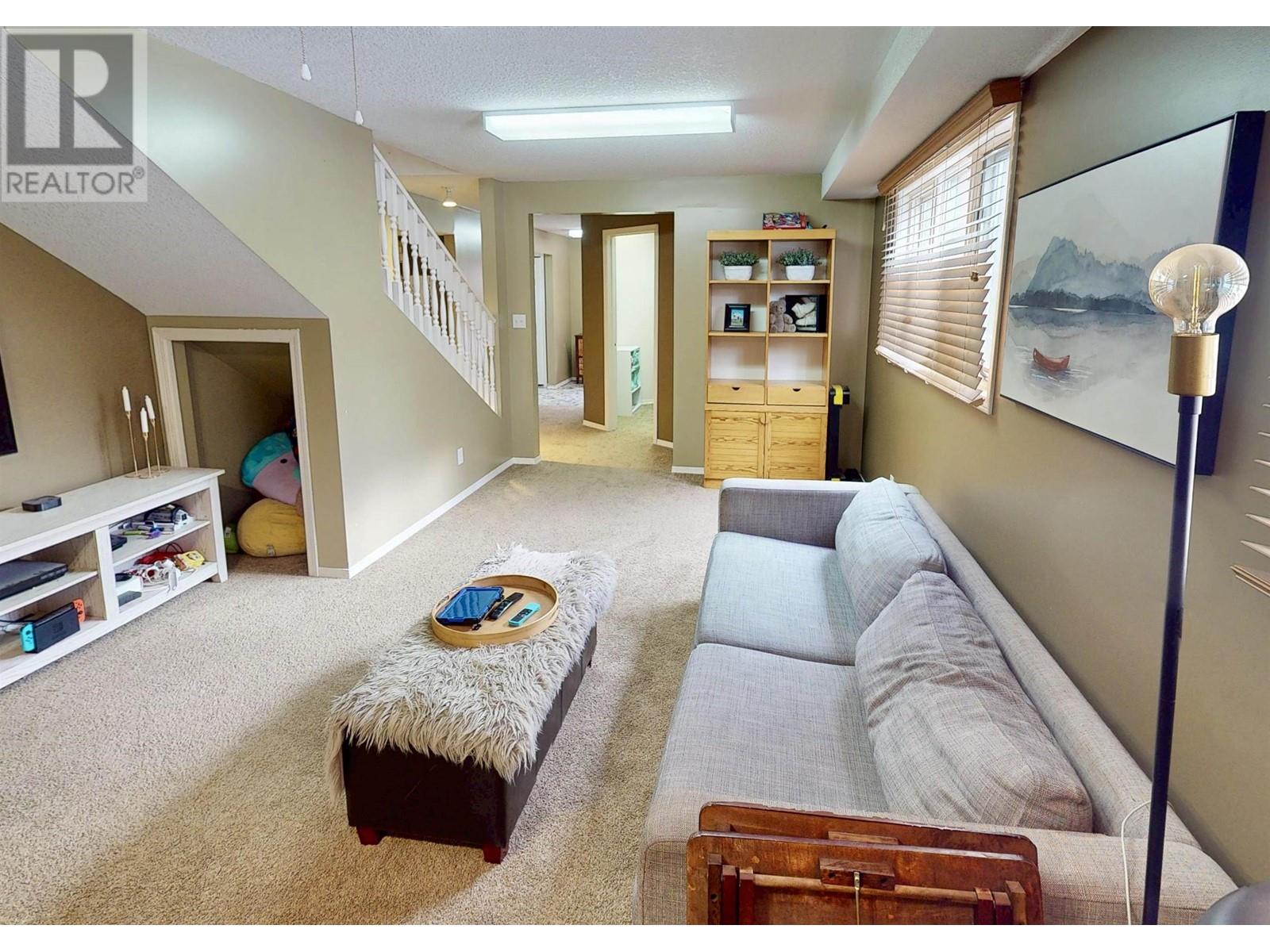 12954 Agnes Lane, Charlie Lake, British Columbia  V0C 1H0 - Photo 15 - R2975078
