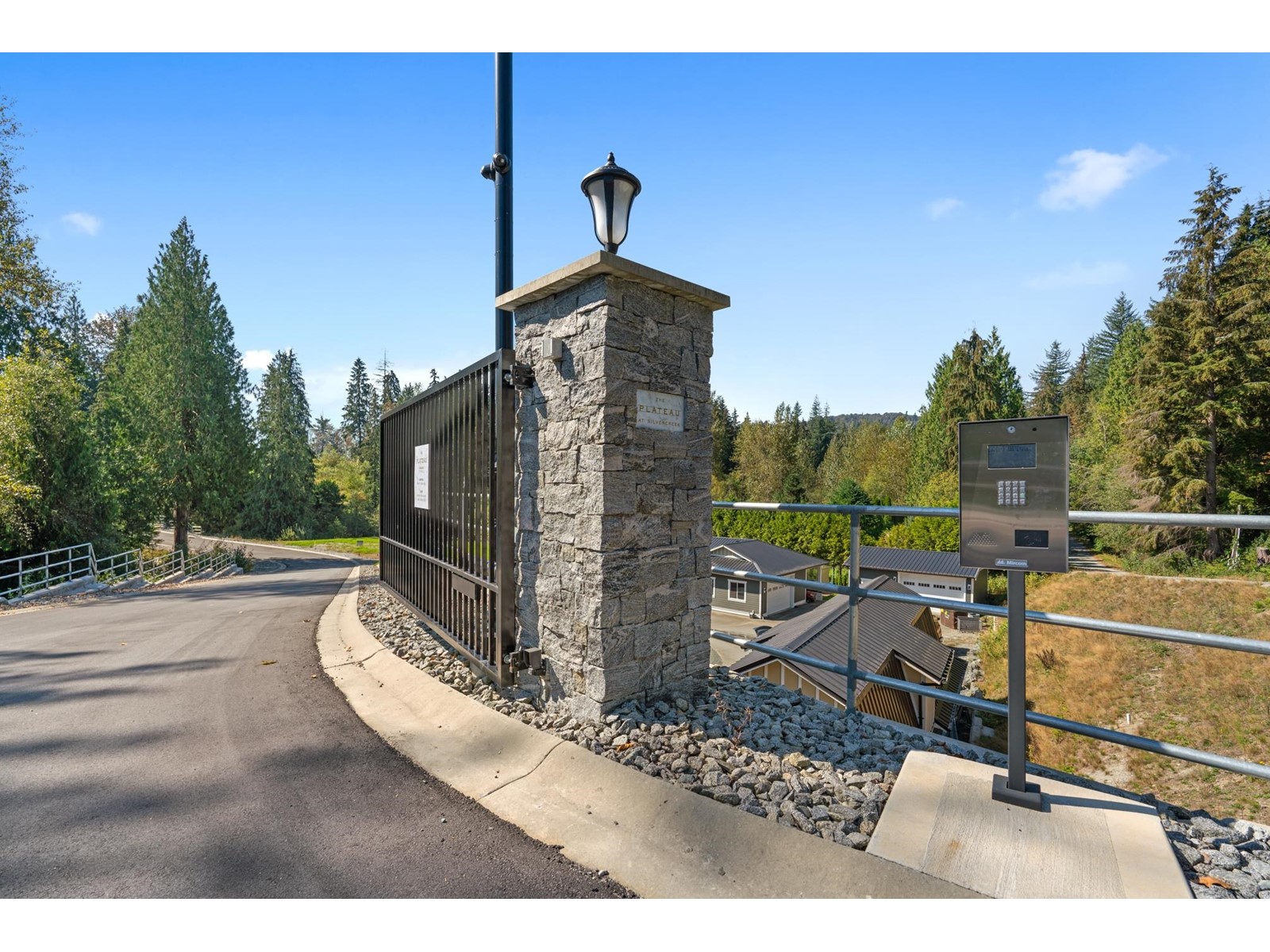 32260 Silver Creek Drive, Mission, British Columbia  V2V 0L7 - Photo 14 - R2975723