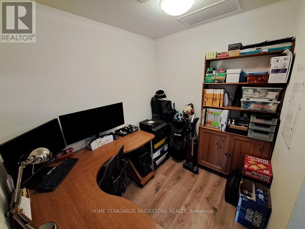 405 - 60 Frederick Street, Kitchener, Ontario  N2H 0C7 - Photo 19 - X12014563