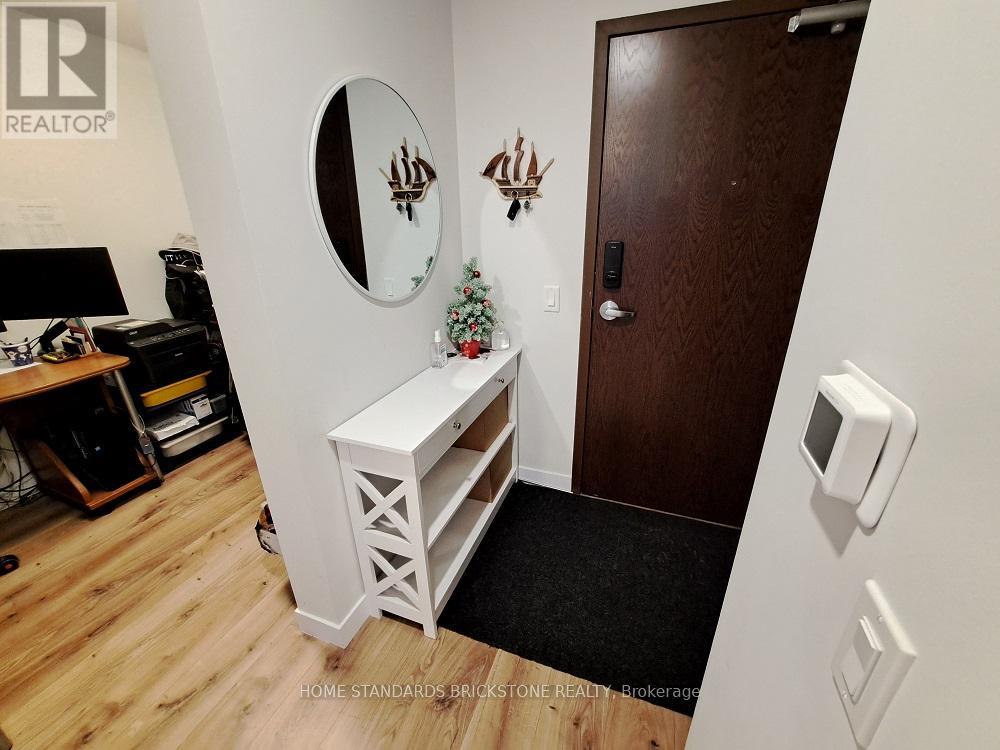 405 - 60 Frederick Street, Kitchener, Ontario  N2H 0C7 - Photo 4 - X12014563