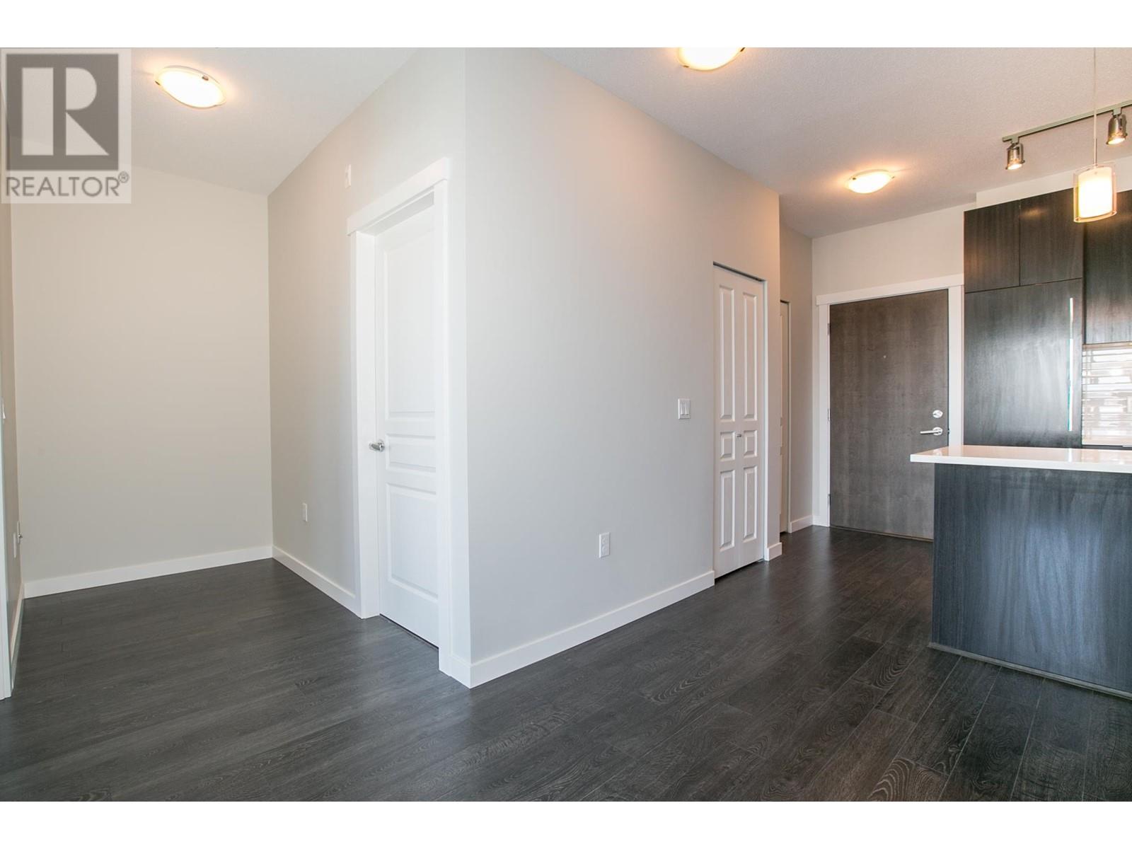 Listing Picture 8 of 29 : 602 9388 TOMICKI AVENUE, Richmond / 烈治文 - 魯藝地產 Yvonne Lu Group - MLS Medallion Club Member