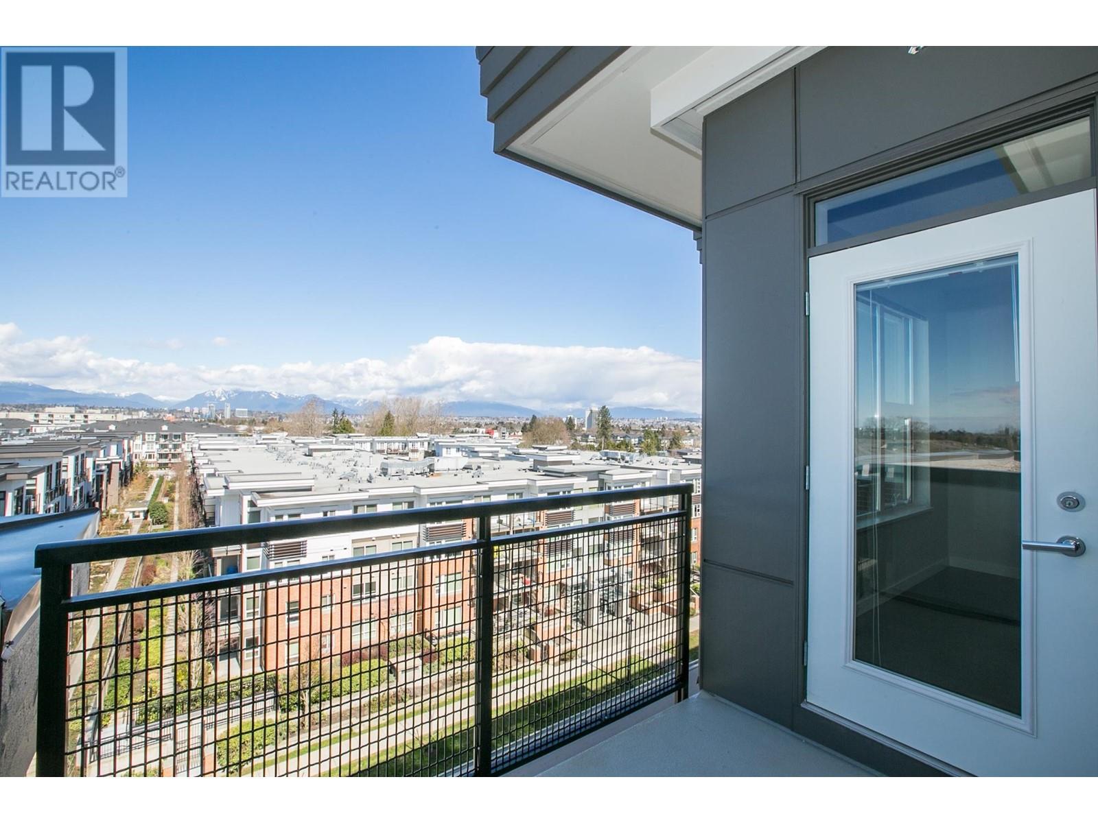 Listing Picture 16 of 29 : 602 9388 TOMICKI AVENUE, Richmond / 烈治文 - 魯藝地產 Yvonne Lu Group - MLS Medallion Club Member