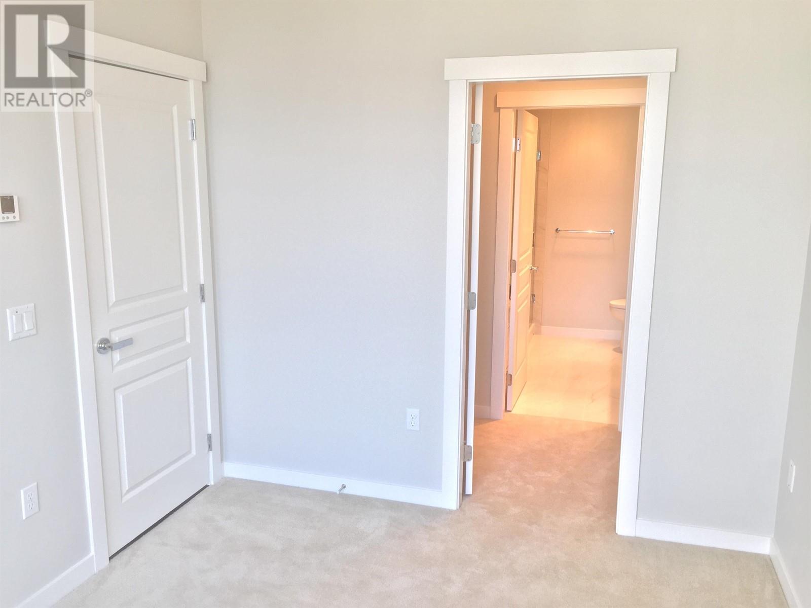 Listing Picture 11 of 29 : 602 9388 TOMICKI AVENUE, Richmond / 烈治文 - 魯藝地產 Yvonne Lu Group - MLS Medallion Club Member
