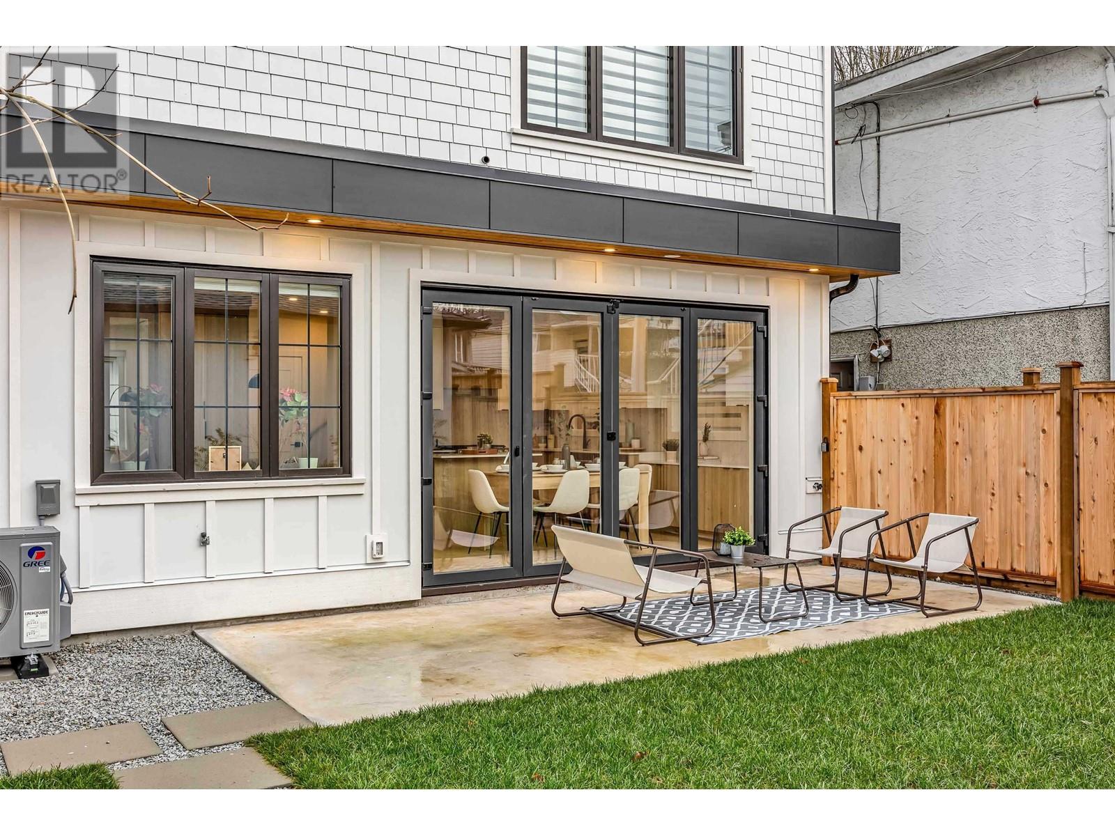 Listing Picture 21 of 25 : 848 E 38TH AVENUE, Vancouver / 溫哥華 - 魯藝地產 Yvonne Lu Group - MLS Medallion Club Member